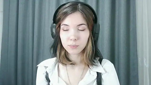 Snapshot of RubyBooby chatting on 05/01/26, 05:17 RubyBooby online show from 05/01/26, 05:17