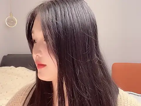 Snapshot of Tina686866 chatting on 04/04/26, 11:29 Tina686866 online show from 04/04/26, 11:29