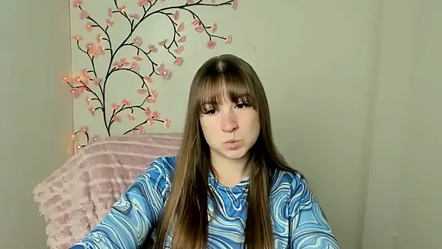 Snapshot of Tiffani_Angel chatting on 05/10/26, 05:45 Tiffani Angel online show from 05/10/26, 05:45