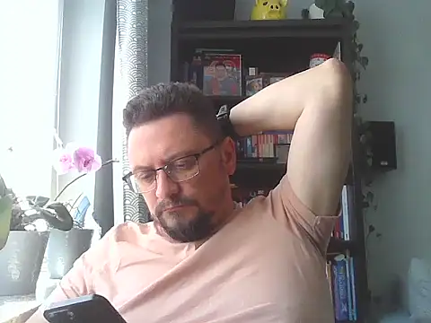 19cmSlave online show from 06/02/26, 07:10
