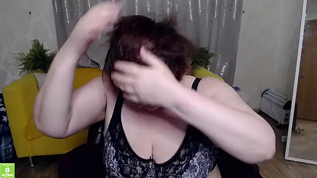 QUEEN02030 online show from 05/06/26, 01:16
