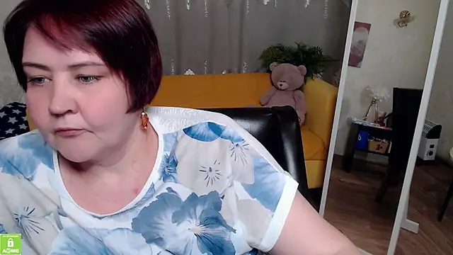 Snapshot of QUEEN02030 chatting on 06/03/26, 10:07 QUEEN02030 online show from 06/03/26, 10:07