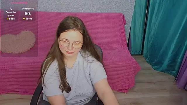 Snapshot of SofiDreamm chatting on 05/14/26, 07:42 SofiDreamm online show from 05/14/26, 07:42