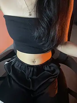 Snapshot of Annie_nii chatting on 04/03/26, 07:50 Annie nii online show from 04/03/26, 07:50