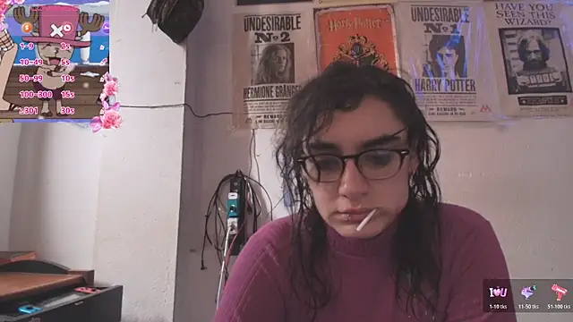 Snapshot of Ellaa_honey chatting on 04/29/26, 02:43 Ellaa honey online show from 04/29/26, 02:43