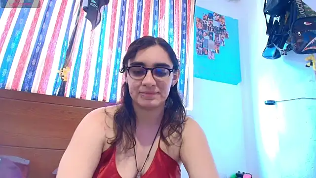 Snapshot of Ellaa_honey chatting on 06/04/26, 07:09 Ellaa honey online show from 06/04/26, 07:09