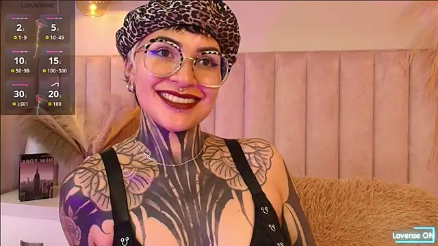 Luana fiore online show from 04/19/26, 12:15