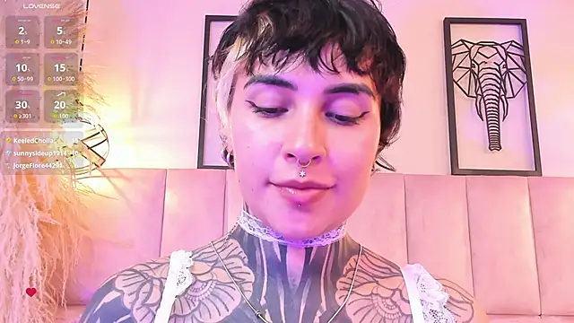 Luana fiore online show from 05/16/26, 07:45
