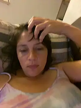 Snapshot of AnnSmiles chatting on 04/27/26, 07:39 AnnSmiles online show from 04/27/26, 07:39