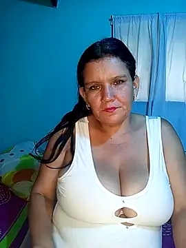 Snapshot of Canepa69 chatting on 04/06/26, 08:54 Canepa69 online show from 04/06/26, 08:54