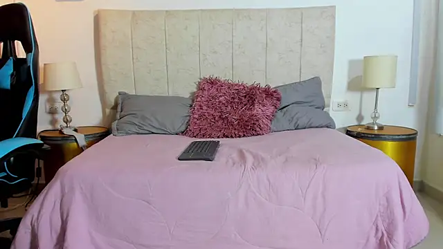  blowsex  online show from 04/03/26, 01:42