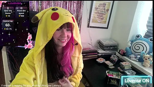 Snapshot of CutieTracer chatting on 05/05/26, 02:58 CutieTracer online show from 05/05/26, 02:58