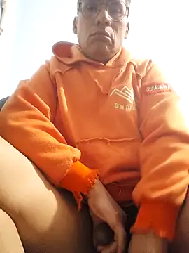 lectorhot96 online show from 04/08/26, 05:18