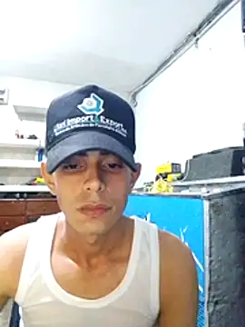 Snapshot of flaquitohot_20 chatting on 04/02/26, 08:28 flaquitohot 20 online show from 04/02/26, 08:28