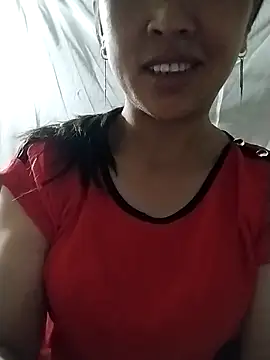 Snapshot of Lisa-aa chatting on 04/24/26, 10:12 Lisa-aa online show from 04/24/26, 10:12