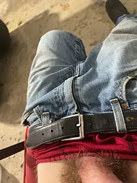 Snapshot of Shawnronald420861 chatting on 04/09/26, 04:01 Shawnronald420861 online show from 04/09/26, 04:01