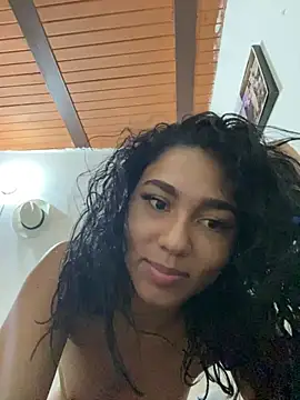 Andrea715515 online show from 08/02/26, 10:30