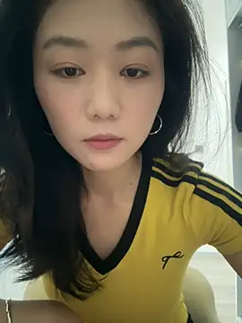 Snapshot of Shanshan_1267 chatting on 06/21/26, 02:36 Shanshan 1267 online show from 06/21/26, 02:36