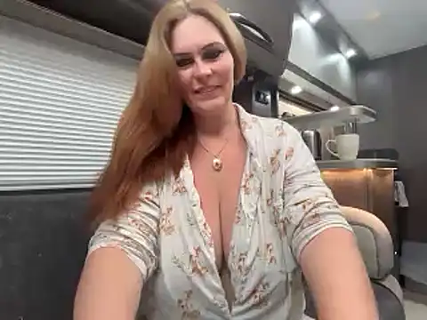 Snapshot of BustySwingingSlut chatting on 05/12/26, 08:11 BustySwingingSlut online show from 05/12/26, 08:11