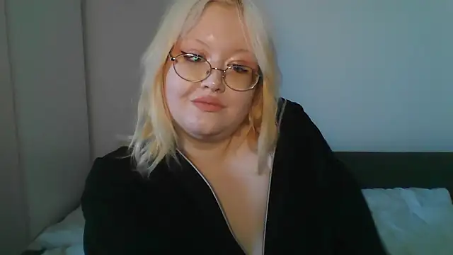 Snapshot of Elayne_Sweet chatting on 04/08/26, 08:03 Elayne Sweet online show from 04/08/26, 08:03