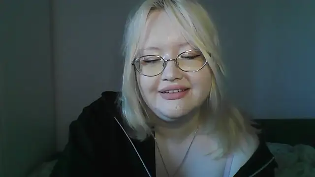 Snapshot of Elayne_Sweet chatting on 04/27/26, 06:11 Elayne Sweet online show from 04/27/26, 06:11