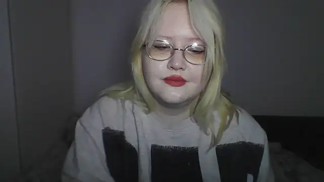 Snapshot of Elayne_Sweet chatting on 05/16/26, 06:10 Elayne Sweet online show from 05/16/26, 06:10
