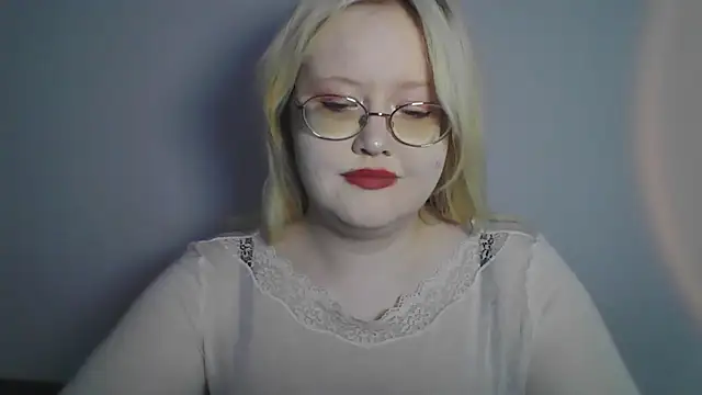 Snapshot of Elayne_Sweet chatting on 07/06/26, 06:10 Elayne Sweet online show from 07/06/26, 06:10