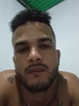 Snapshot of Nicolas_Moncadas chatting on 05/20/26, 02:29 Nicolas Moncadas online show from 05/20/26, 02:29