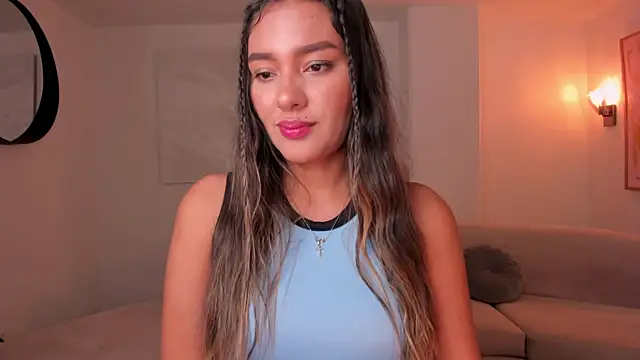 Snapshot of SophieWatsonX chatting on 04/30/26, 02:45 SophieWatsonX online show from 04/30/26, 02:45