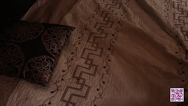 MellowEva online show from 04/15/26, 07:58