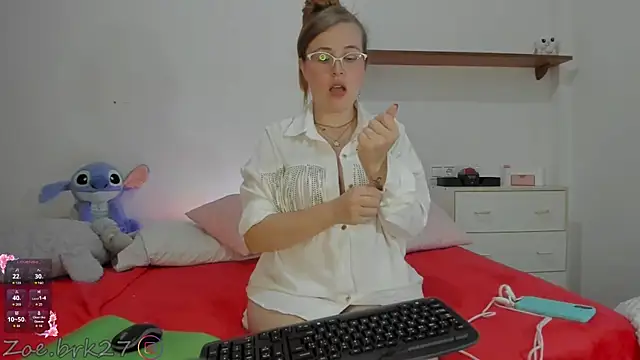 Snapshot of Zoe_brk chatting on 05/11/26, 06:16 Zoe brk online show from 05/11/26, 06:16