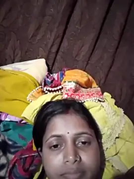 Snapshot of Payel_1 chatting on 07/08/26, 06:23 Payel 1 online show from 07/08/26, 06:23