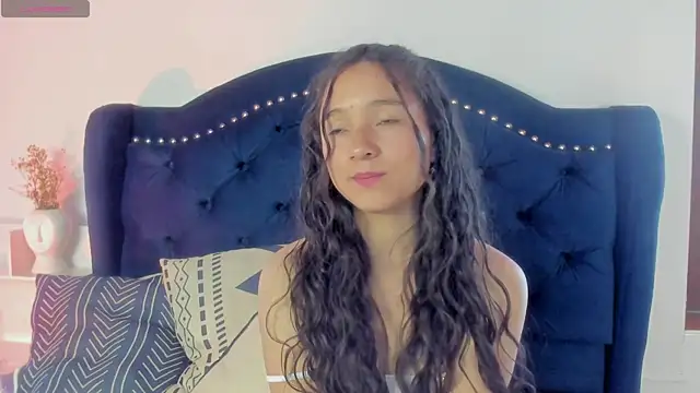 Honney Bunny18 online show from 04/02/26, 07:55