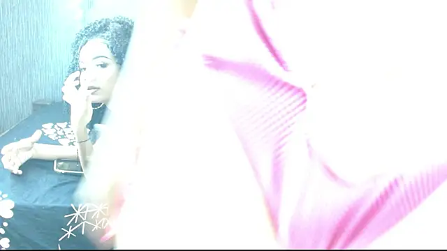 Snapshot of skinny_hot_girls_hard chatting on 05/20/26, 02:29 skinny hot girls hard online show from 05/20/26, 02:29