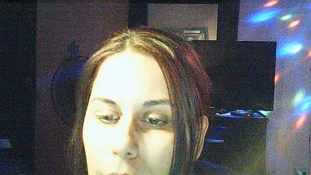Aurora-Luz online show from 04/24/26, 12:02