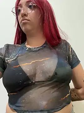 Snapshot of paulina__wells chatting on 04/20/26, 07:59 paulina wells online show from 04/20/26, 07:59