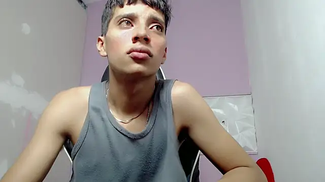 Yei lee  online show from 05/07/26, 03:01