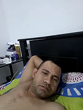 Snapshot of MyotonicDrollery chatting on 04/14/26, 07:03 MyotonicDrollery online show from 04/14/26, 07:03