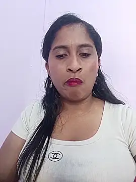 SofiaMendez1  online show from 05/22/26, 03:17