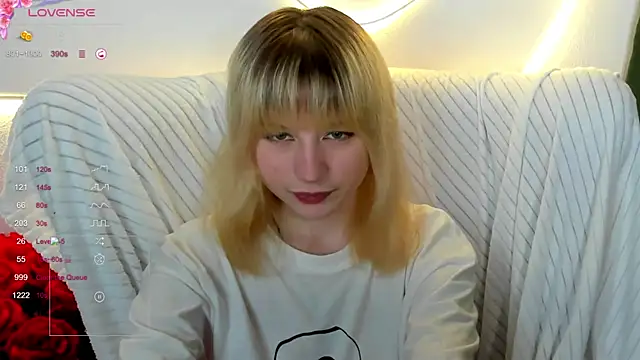 MiaKimiko online show from 06/06/26, 01:32