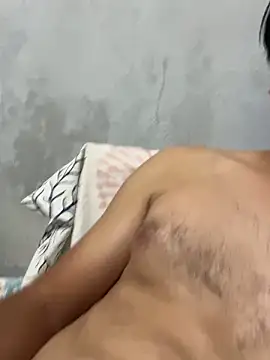 Snapshot of alexhhot222 chatting on 04/01/26, 09:32 alexhhot222 online show from 04/01/26, 09:32