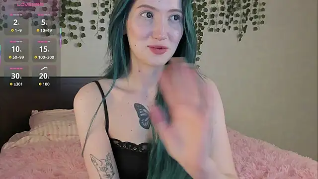 Leona Vixen online show from 05/25/26, 11:11