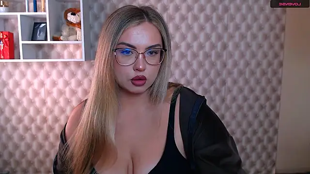 AminaSoul  online show from 04/25/26, 07:33