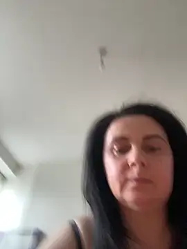 Snapshot of SiennaDiamond39 chatting on 04/20/26, 06:09 SiennaDiamond39 online show from 04/20/26, 06:09