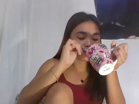 AsianPinay18 online show from 06/15/26, 10:01