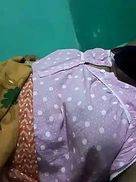 Adihotgirl-97 online show from 04/16/26, 12:28