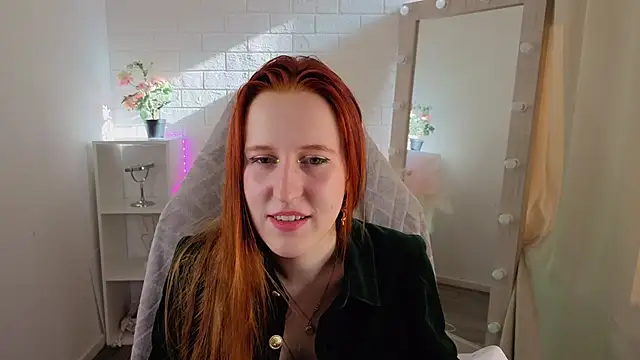 Snapshot of EvaBellea chatting on 04/11/26, 06:29 EvaBellea online show from 04/11/26, 06:29