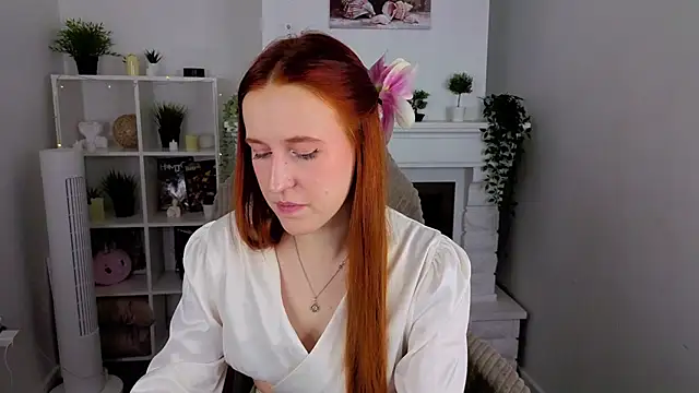 Snapshot of EvaBellea chatting on 04/21/26, 12:55 EvaBellea online show from 04/21/26, 12:55