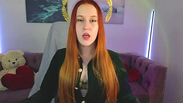 Snapshot of EvaBellea chatting on 05/06/26, 01:27 EvaBellea online show from 05/06/26, 01:27