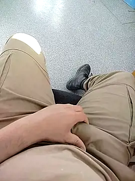 Snapshot of samosa7678 chatting on 04/08/26, 03:34 samosa7678 online show from 04/08/26, 03:34